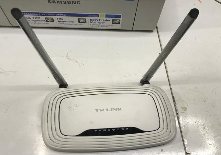 TP-LİNK 300MBPS Wireless N Router